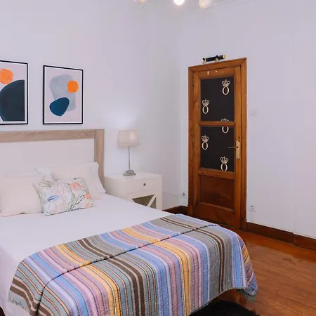 Appartamento Comodo Y Espacioso En By *