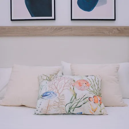 Comodo Y Espacioso En By *